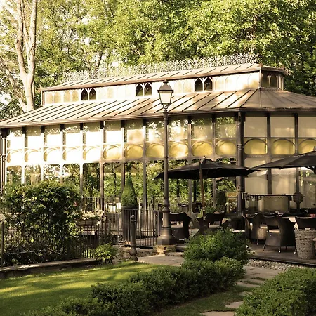 Beccaris Hotell Monforte dʼAlba