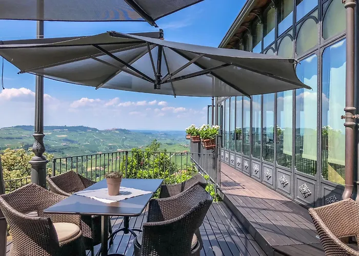 Beccaris Monforte dʼAlba