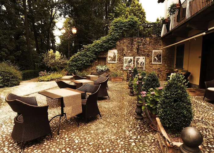 Hotel Beccaris Monforte dʼAlba