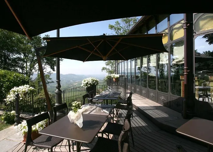 Hotel Beccaris Monforte dʼAlba